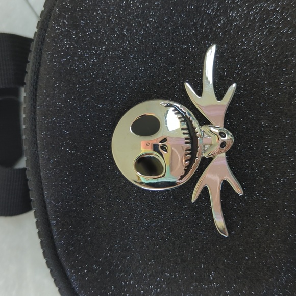 BIOWORLD | The Nightmare Before Christmas, Jack Skellington 💀Shimmer Backpack - Picture 2 of 10